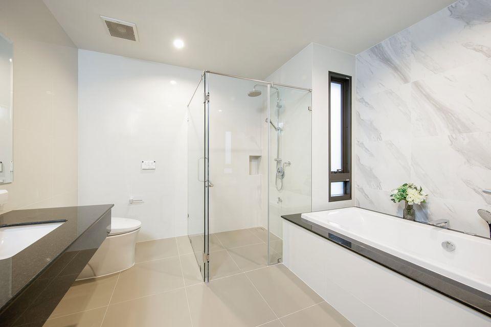 🏊 Premium Pool Villa 2 ชั้น [4 นอน 5 น้ำ] พื้นที่ใช้สอย 303 ตร.ม. ทำเลกาดฝรั่ง & ปัญญาเด่น Premium 2-Storey Pool Villa [4 Beds 5 Baths] - 303 sq.m. U 17