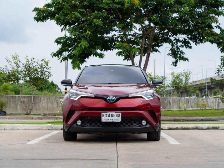 ขายToyota CH-R 1.8 Hybrid High  ปี19 2