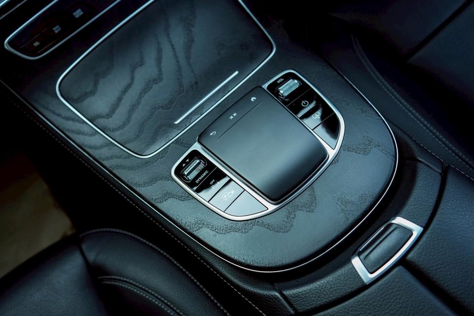 รหัสรถ CBL5581 Mercedes-Benz E300e AMG Dynamic W213 AT 2021 18