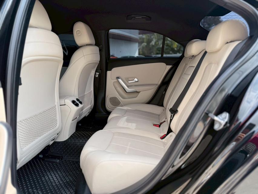 ปี 2018 BENZ A-CLASS A200PROGRESSIVEW117 สีดำ เครื่องยนต์เบนซิน รูปที่ 13
