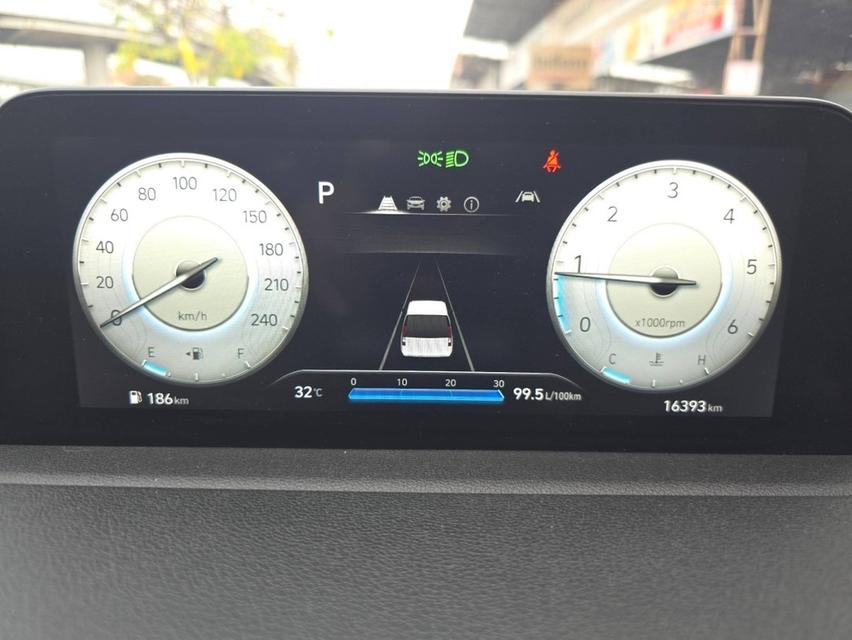 รหัส BAC4654 HYUNDAI STARIA 2.2 SEL ปี 2022 10