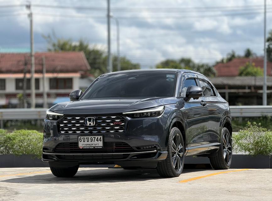 HONDA HRV, 1.5 RS eHEV โฉม ปี21-ปัจจุบัน HYBRID e:HEV RS TOPสุด หลังคา Panoramic Sunroof ปี2024👉ไมล์น้อย 9,080 โล เข้าศูนย์ตลอด มือเดียวป้ายแดง✅️✅