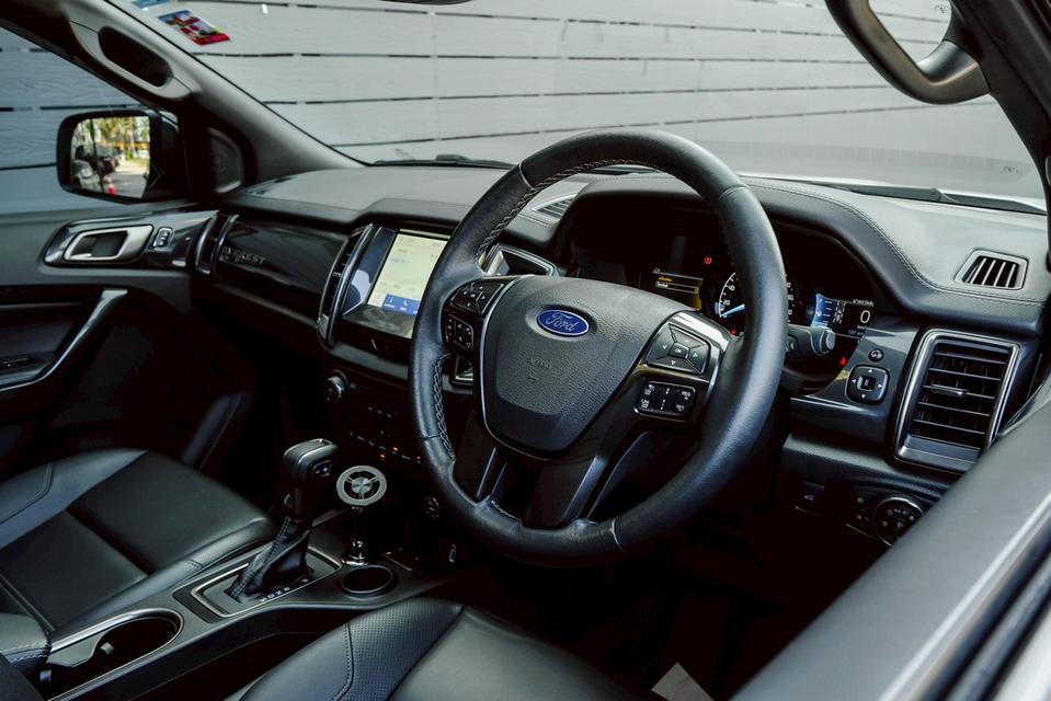 FORD EVEREST 2.0 Titanium+ 2WD AT 2022 รูปที่ 12