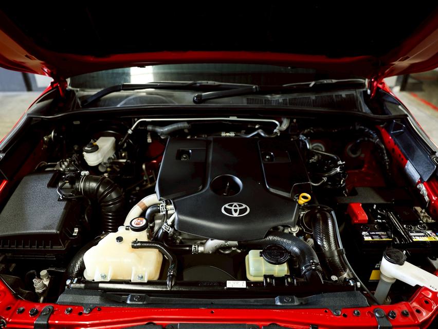 2022 Toyota FORTUNER 2.8 GR Sport (Black Top) 4WD SUV AT รูปที่ 19