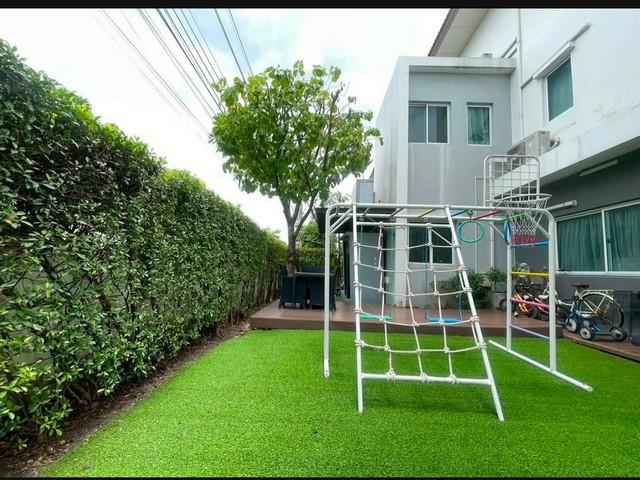 ขายบ้านเดี่ยว 3 ชั้น หน้าสวน 320 ตรม. โครงการ คาซ่า แกรนด์ สุขาภิบาล 5 ติดถนนใหญ่ ระหว่างสายไหม 79 และ 81 บิวท์อินทั้งหล 2