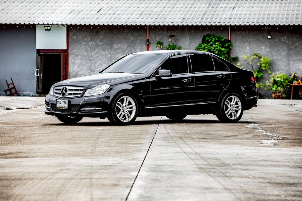 Benz C200 CGI BE สีดำ ปี 2014 มือเดียวป้ายแดง 10
