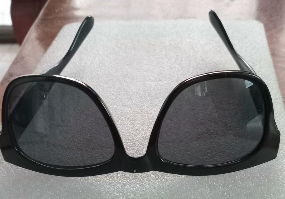 แว่นตากันแดดใส่ขับรถเหรือใส่เทีย่ว 2