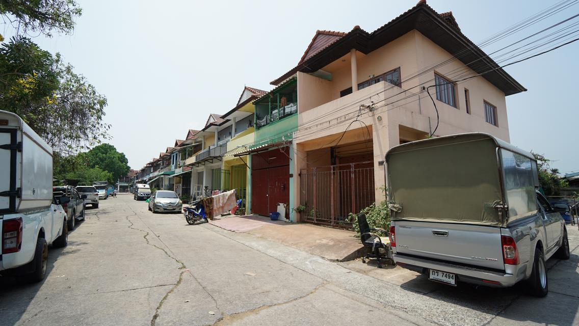 บ้านทาวน์เฮ้าส์ 2 ชั้น