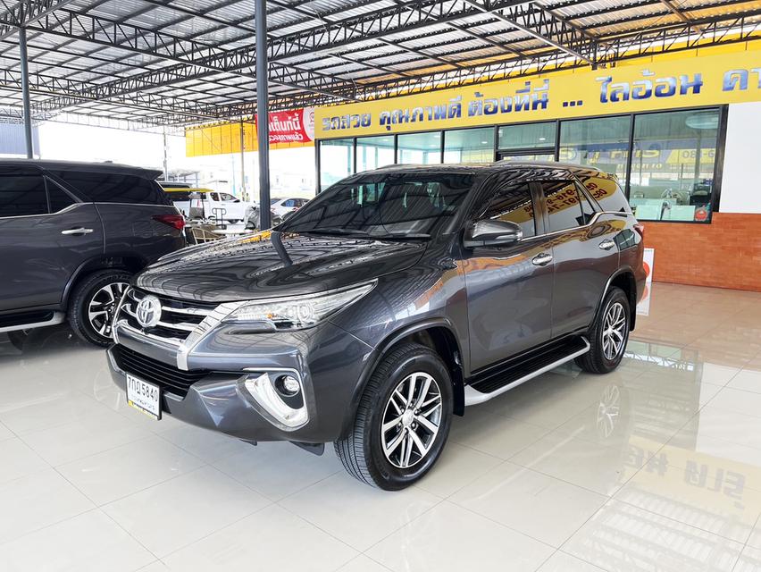  Toyota Fortuner 2.8 V (ปี 2018) SUV AT - 4WD