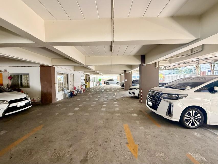 ขายอพาร์ทเม้นท์ 8 ชั้น ถนนประชาราษฎร์บำเพ็ญ ใกล้MRTห้วยขวาง เพียง 700 เมตร รายได้มั่นคง ผู้เช่าเต็มทุกห้อง!! 2