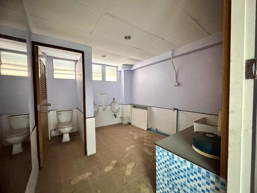 ให้เช่าอาคารพาณืชย์ ชั้น 1 และชั้นลอย อาคารโล่งสวย ติดถนนรามคำแหง (N.1920) 12