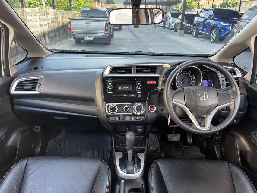 ขายHonda JAZZ 1.5V ปี16 3