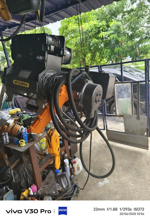 รอกสลิงไฟฟ้า Mitsubishi รุ่น S-1/2LM รุ่นงานหนัก