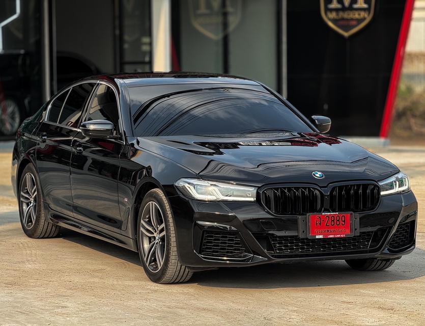 รหัสรถ MCA2889 2022 BMW 530e M-SORT LOOK Plug-in Hybrid G30 6