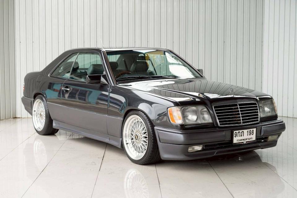 Mercedes-Benz CE280 W124 1993 (Classic Coupé)
