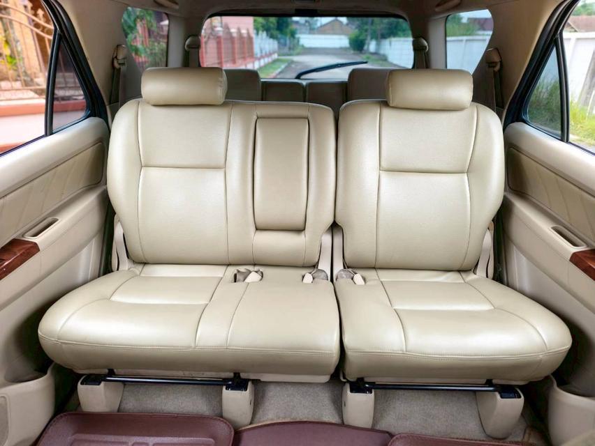 Toyota fortuner 3.0 v 4wd ปี 2006 ตัวท็อป ไมล์น้อย สภาพสวย น็อตเดิม รูปที่ 13