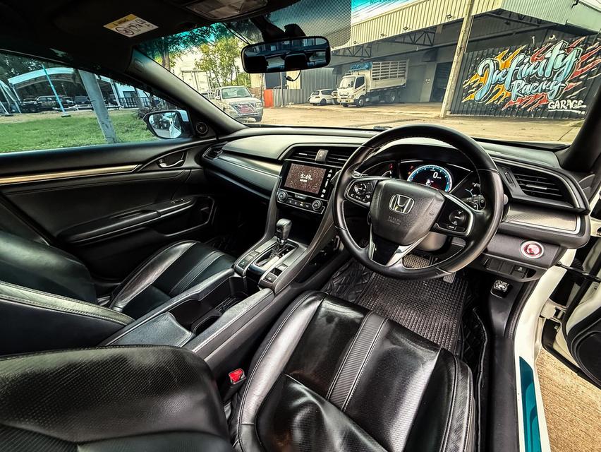 Civic 13