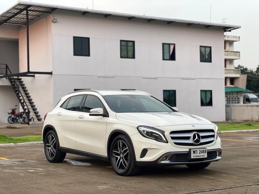 Mercedes-Benz GLA200 1.6 Urban Pre-Facelift (W156) 2014 จด 2015 รหัส NCT2468 1