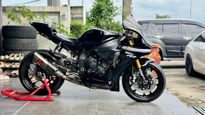 Yamaha R1 ปี 2017 สวยๆ