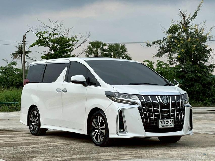 Toyota Alphard 2.5 SC Package MNC ปี 2020 จด 2021
