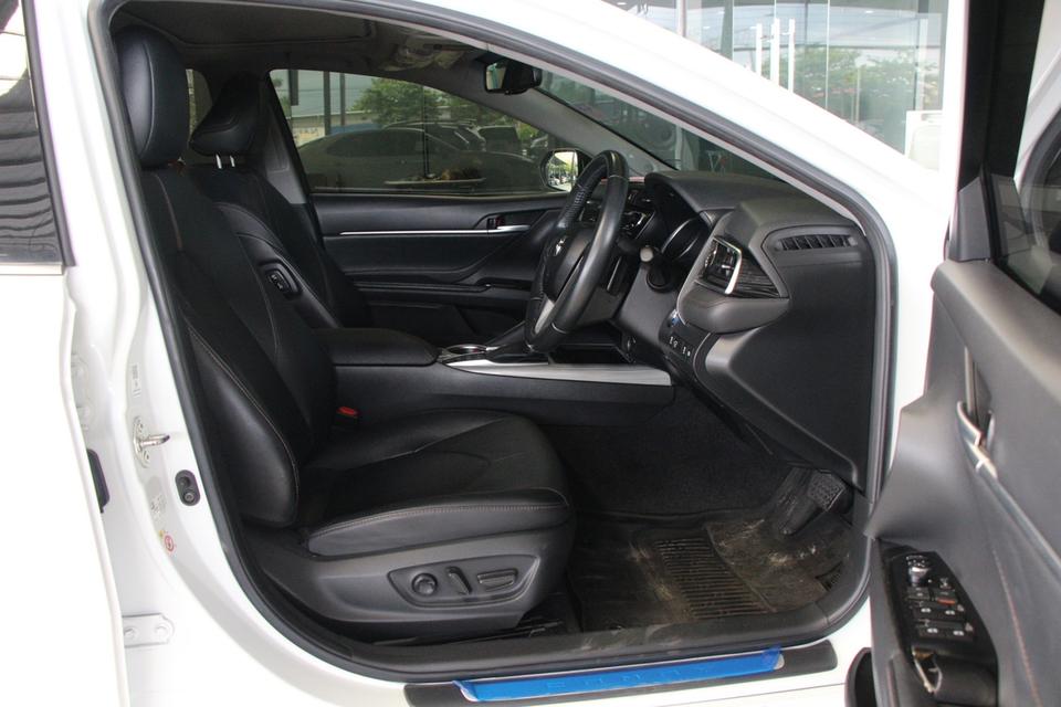 รหัสรถ TKG97 TOYOTA CAMRY 2.5 HYBRID PREMIUM LUXURY ปี 2022 8