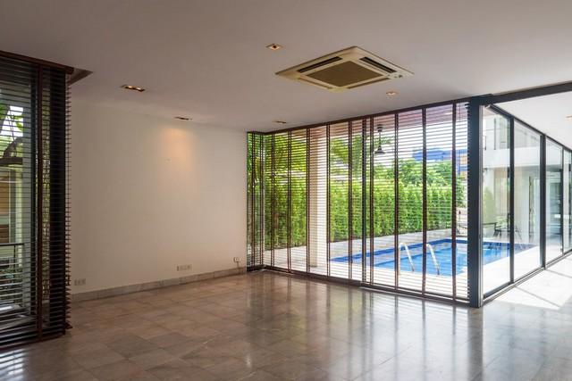 บ้านเดี่ยว4ชั้นย่านอารีย์ พญาไท 750 ตร.ม.พร้อมสระส่วนตัว ใกล้BTSอารีย์ 7