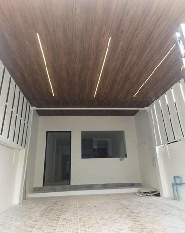 ขายทาวน์โฮม 4 ห้องนอน ซ.สุคนธสวัสดิ์36 รีโนเวทใหม่ ไปเซ็นทรัลอีสวิลล์เพียง 8 นาที 2