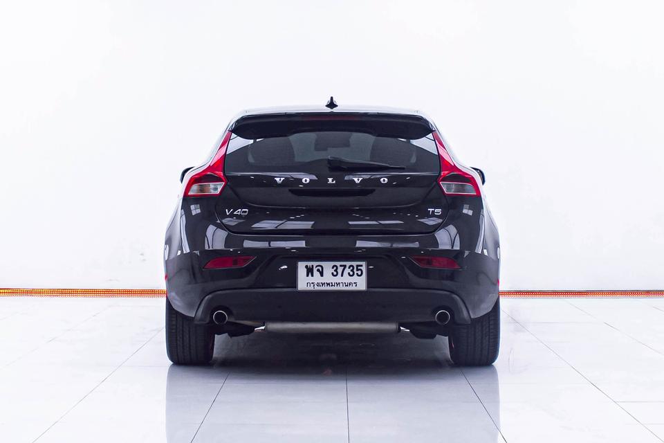 VOLVO V40 T5 S 2.0 2015  11