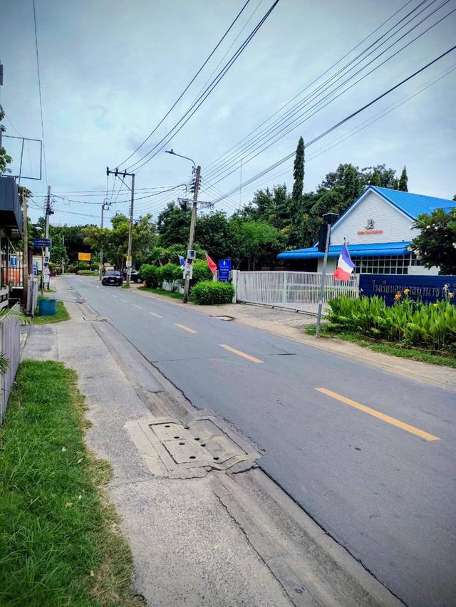 ให้เช่าที่ดินเปล่าถมแล้วพื้นเทคอนกรีตในถนนนวลจันทร์ กรุงเทพมหานคร 11