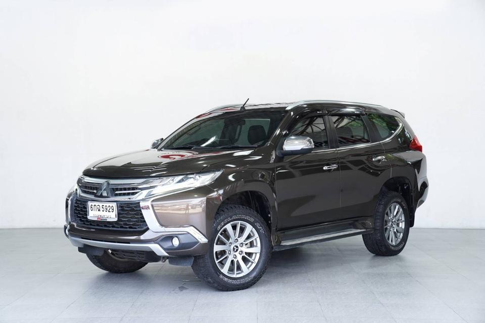 MITSUBISHI PAJERO 2.4 GT PREMIUM 2WD AT ปี 2016 จด 17 รถสวยประวัติดี ราคาถูกสุด