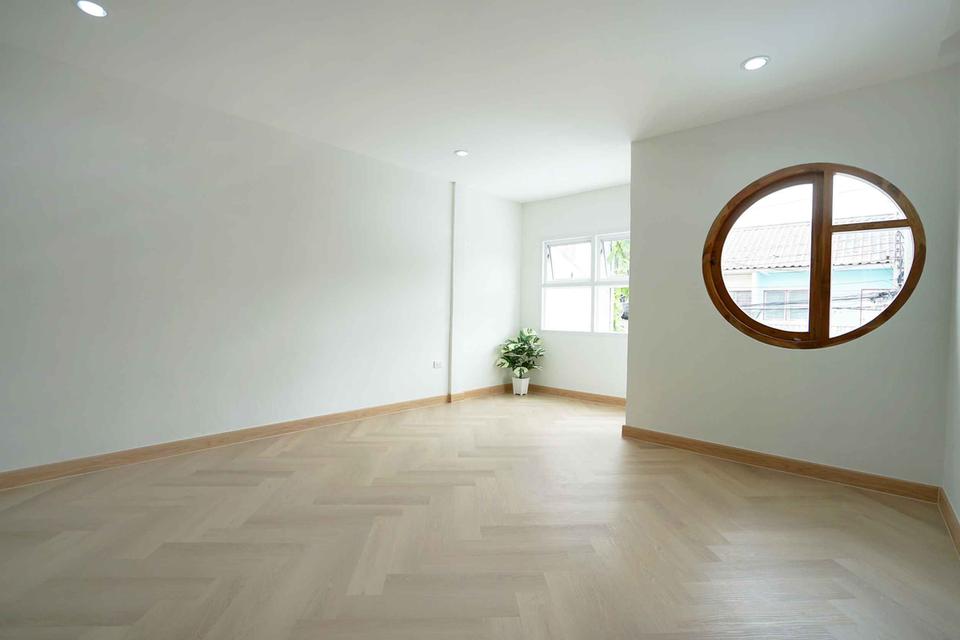 ทาวน์เฮ้าส์หมู่บ้าน บก.ทหารสูงสุด 10