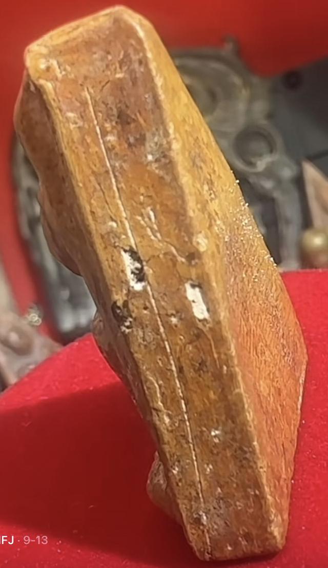 พระเครื่อง พระสมเด็จนางพญา 8