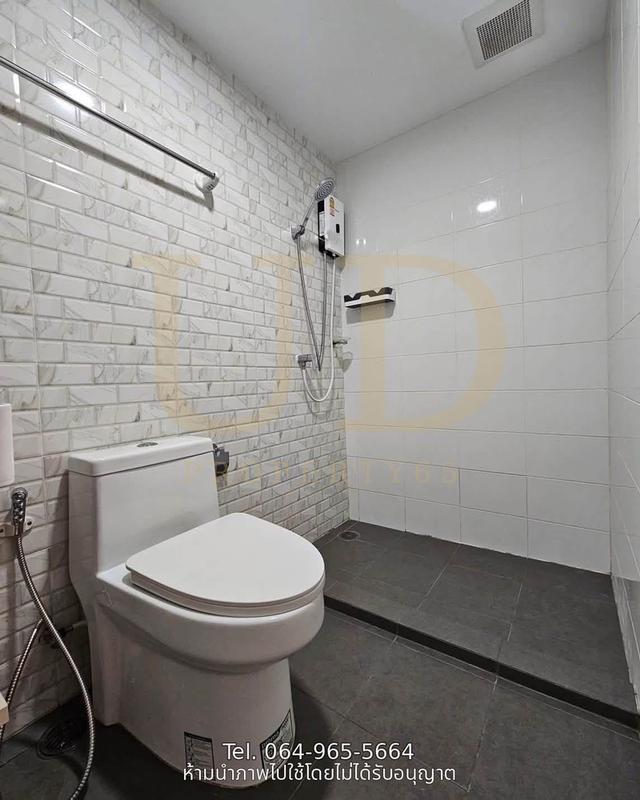 🔥 **ขาย / ให้เช่า Feel Condo ลาดพร้าว 122** 🔥 🚇 ใกล้ MRT สายสีเหลือง เพียงประมาณ **800 เมตร** 10