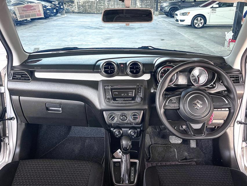 Suzuki Swift 1.2GL ปี18 9
