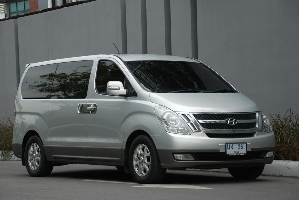 2010 จด 2011 Hyundai H-1 2.5 Deluxe รถยนต์ 11 ที่นั่ง รถครอบครัว ราคา 399,000 บ. 4