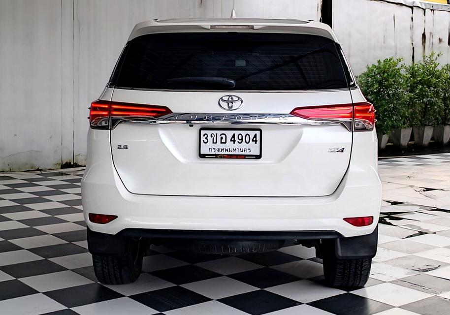 รถยนต์มือสองสภาพพร้อมใช้งาน 3