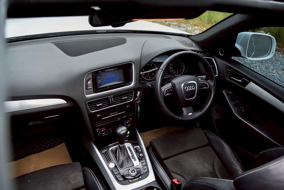 รหัสรถ CBL9984 Audi Q5 2.0 Quattro TFSI S Line AT 2012 10