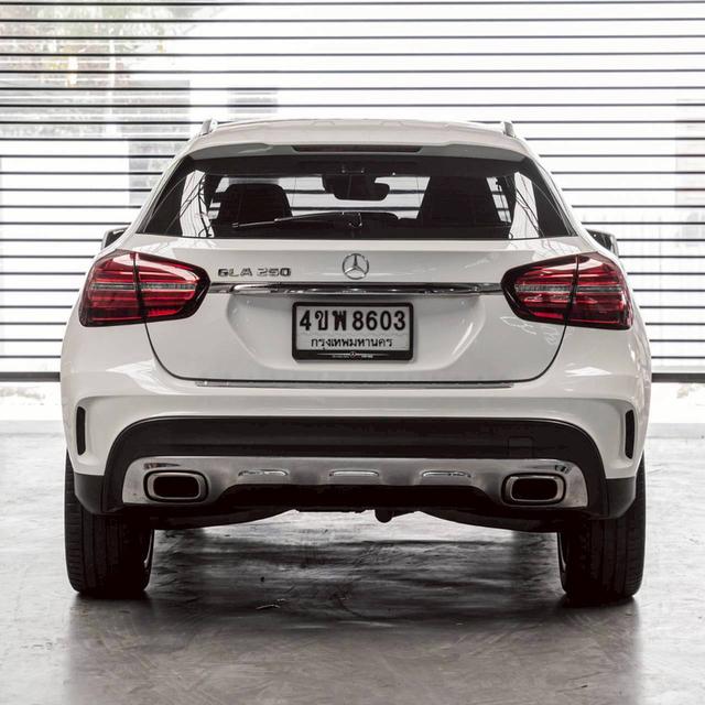รหัสรถ 67GG8603 Mercedes Benz GLA250 AMG Dynamic 2018 10