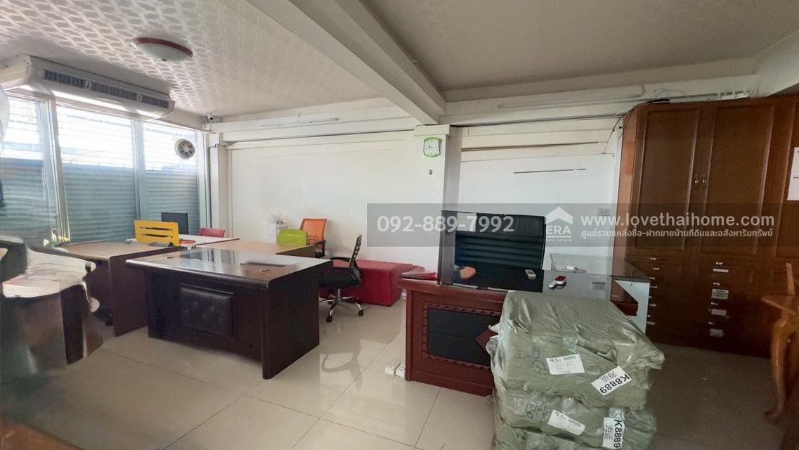 ขายตึกแถว 5 ชั้น หมู่บ้านอมรชัย2 ถนนพระราม2 ซอย34 มีทั้งหมด 4 คูหา พื้นที่ 80.4 ตรว. ราคาถูก ขายเพียง 16 ล้านบาท ใกล้เซ็นทรัล พระราม2 3