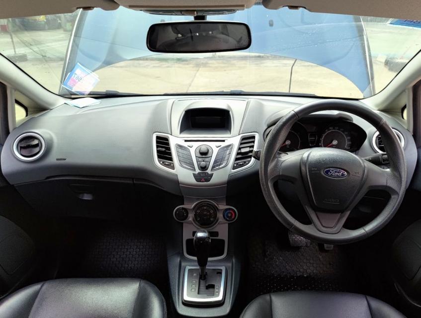 Ford Fiesta 1.4 Style Hatchback Auto 2012  5