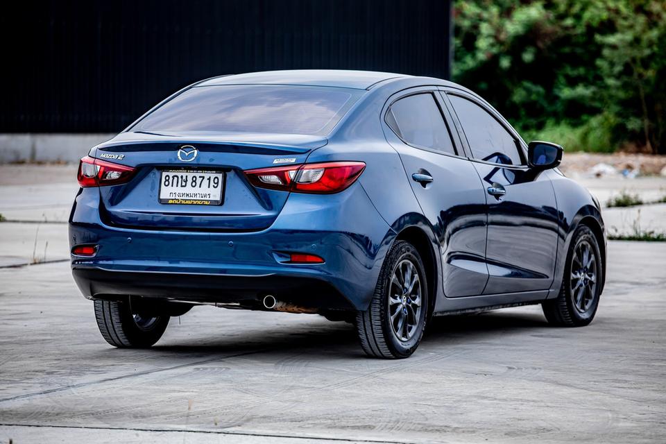 Mazda2 1.3 HighPlus Sedan ปี 2019 สีน้ำเงิน มือเดียวป้ายแดง  4