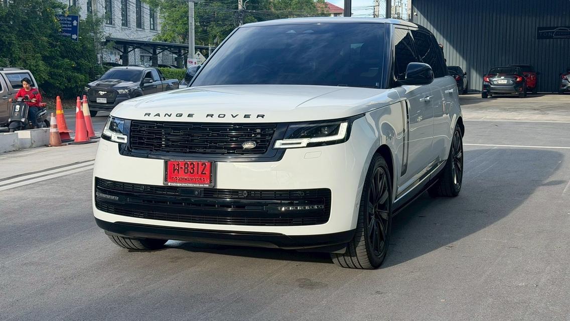 2023 Range Rover 3.0 P440e Plug-In Hybrid LWB AWD Autobiography Plus สีดำ Milage 23,XXX KM รูปย่อยที่ 3