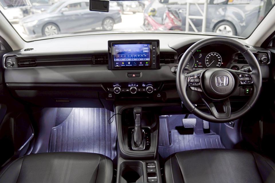 HONDA HR-V 1.5 E e:HEV AT (ปี 2024)ทะเบียน: ขท 8319 (สุราษฎร์ธานี) สี: ขาวเครื่องยนต์: เบนซิน + ไฟฟ้า 1500ccเลขไมล์ปัจจุบัน: 52,xxx กม. รูปที่ 7