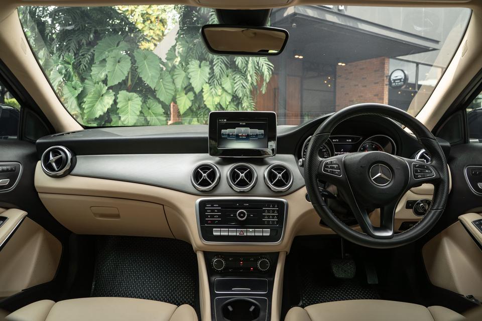 ⏱️เลขไมล์แท้35,xxx km. “Mercedes-Benz GLA200 Urban“ Facelift ปี 2019