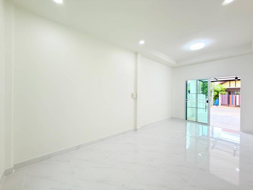 หมู่บ้าน เจษฎา 9 ลำลูกกา คลอง4 7