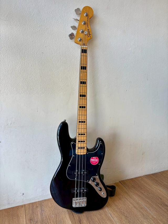 Squier Classic Vibe 70's Jazz Bass - Black เบสไฟฟ้า (ซื้อเอามาตั้งโชว์)