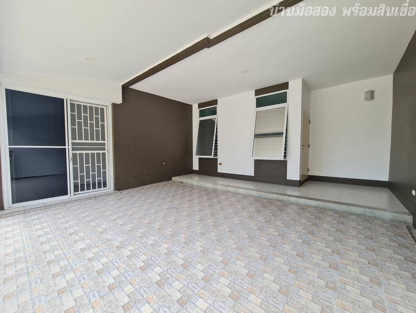 ขายด่วน หมู่บ้านฮาบิเทีย เลียบคลองสอง 8