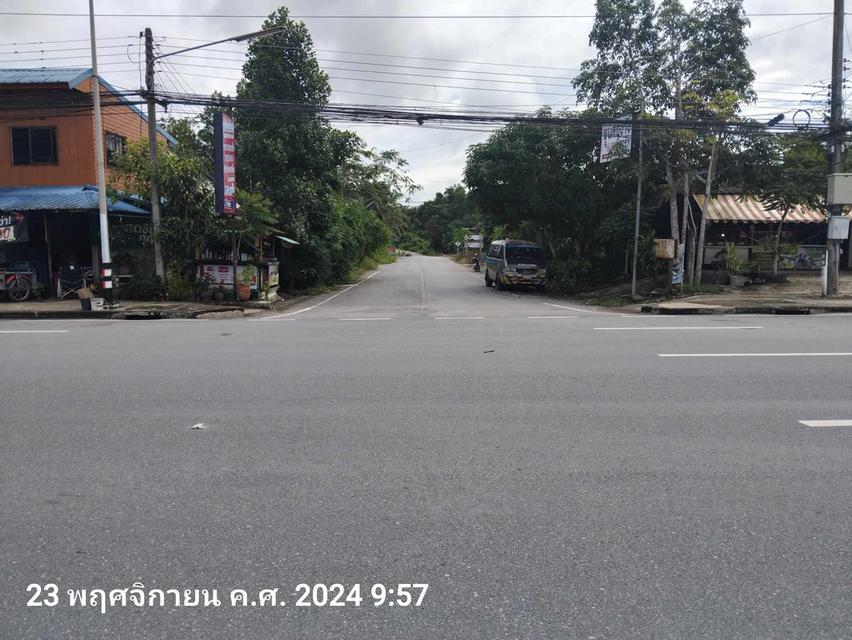 ขายที่ดินติดถนน เขตเทศบาลนาทวี ใกล้โรงพยาบาลนาทวี 200 ม. มี 2 แปลง แปลงที่ 1 มี 4 ไร่กว่าๆ ราคา 5000000 บาท แปลงที่ 2 มี 2 ไร่กว่าๆ ราคา 2400000 บาท