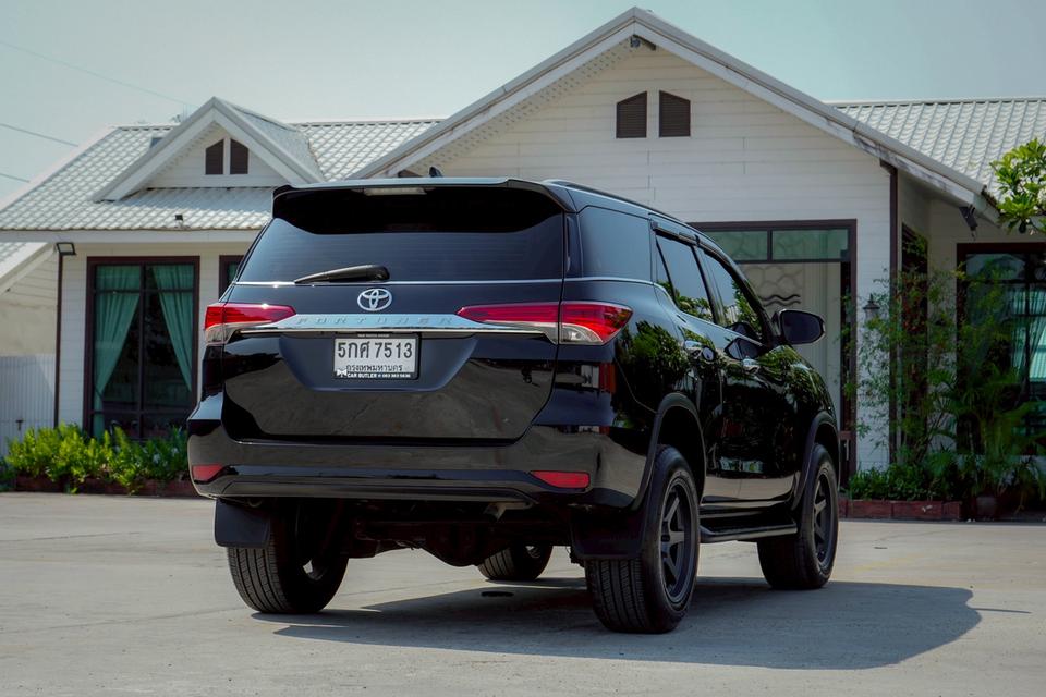 รหัสรถ CBL7513 TOYOTA FORTUNER 2.4 V 2WD AT 2017 รูปที่ 6