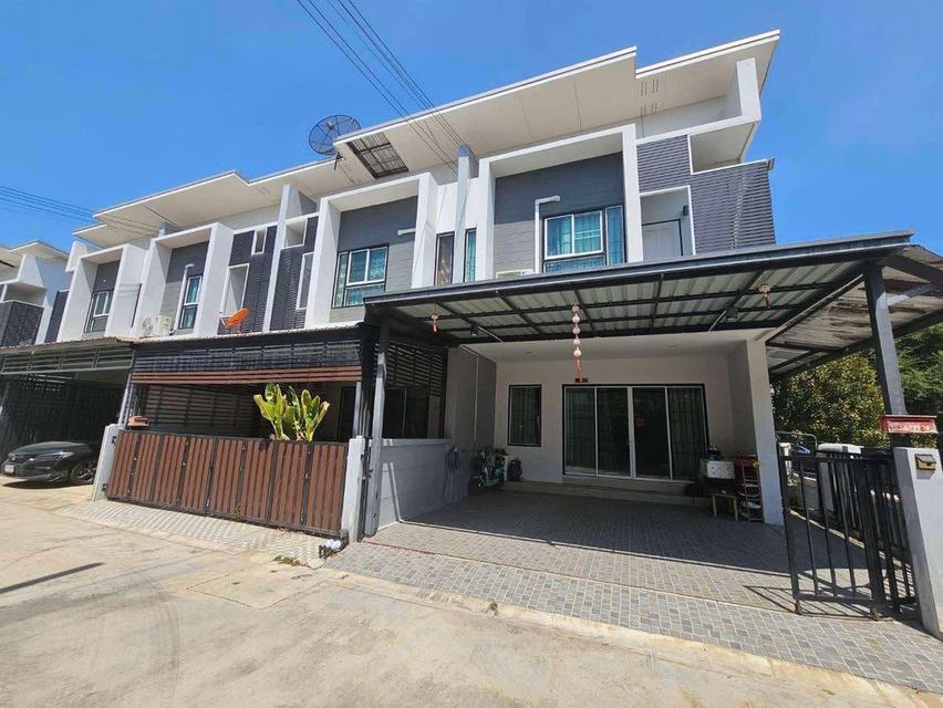 บ้านทาวน์โฮม  2